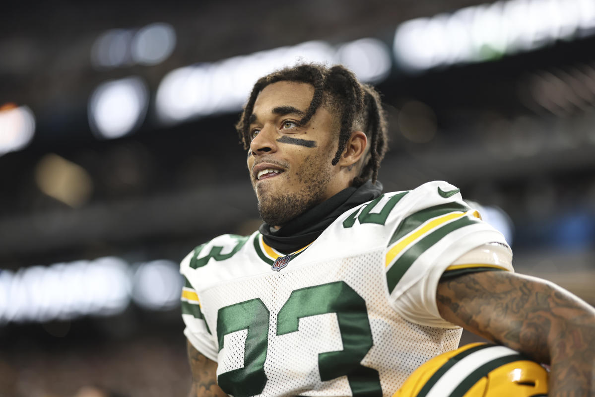 Packers CB Jaire Alexander nearly makes 'big mistake' after crashing coin toss vs. Panthers